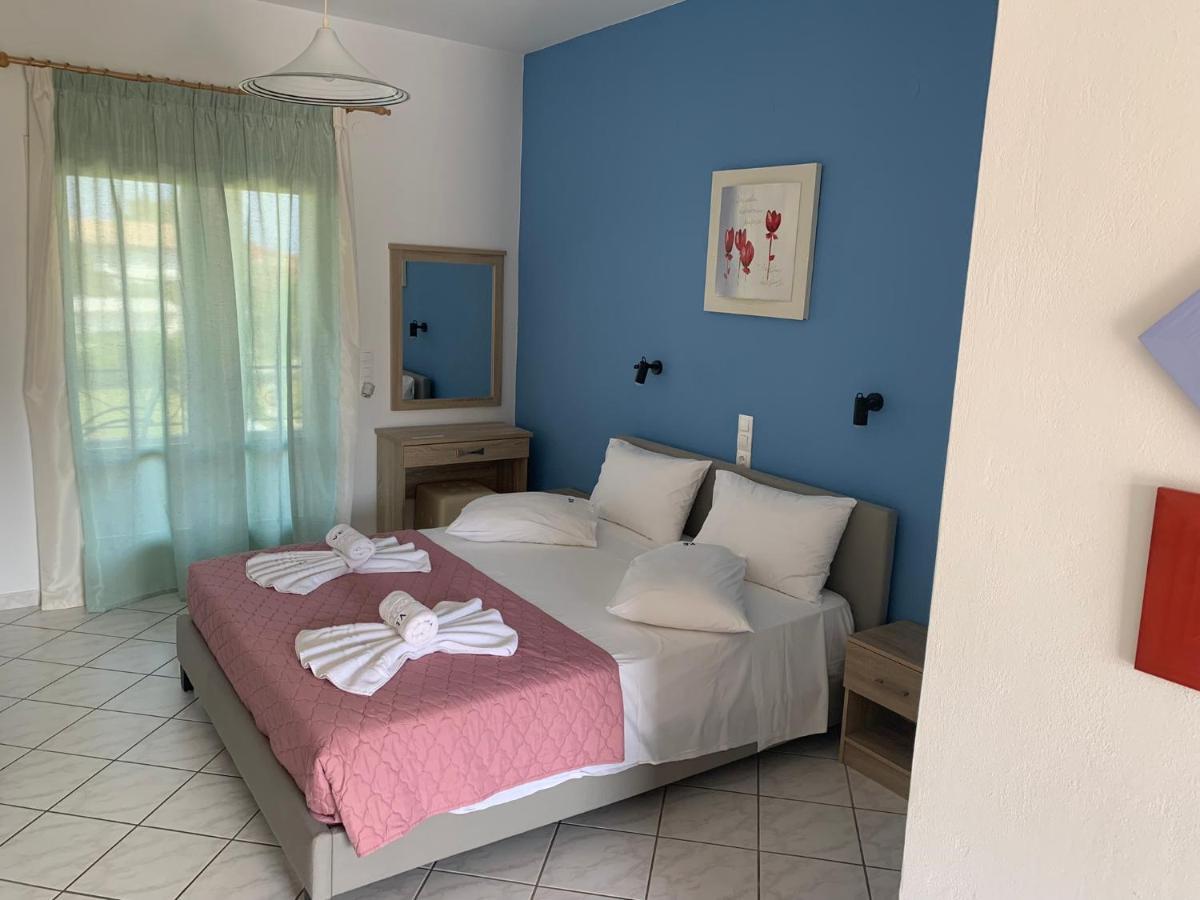 אצ'ארבי Eleftheria Studios And Apartments מראה חיצוני תמונה