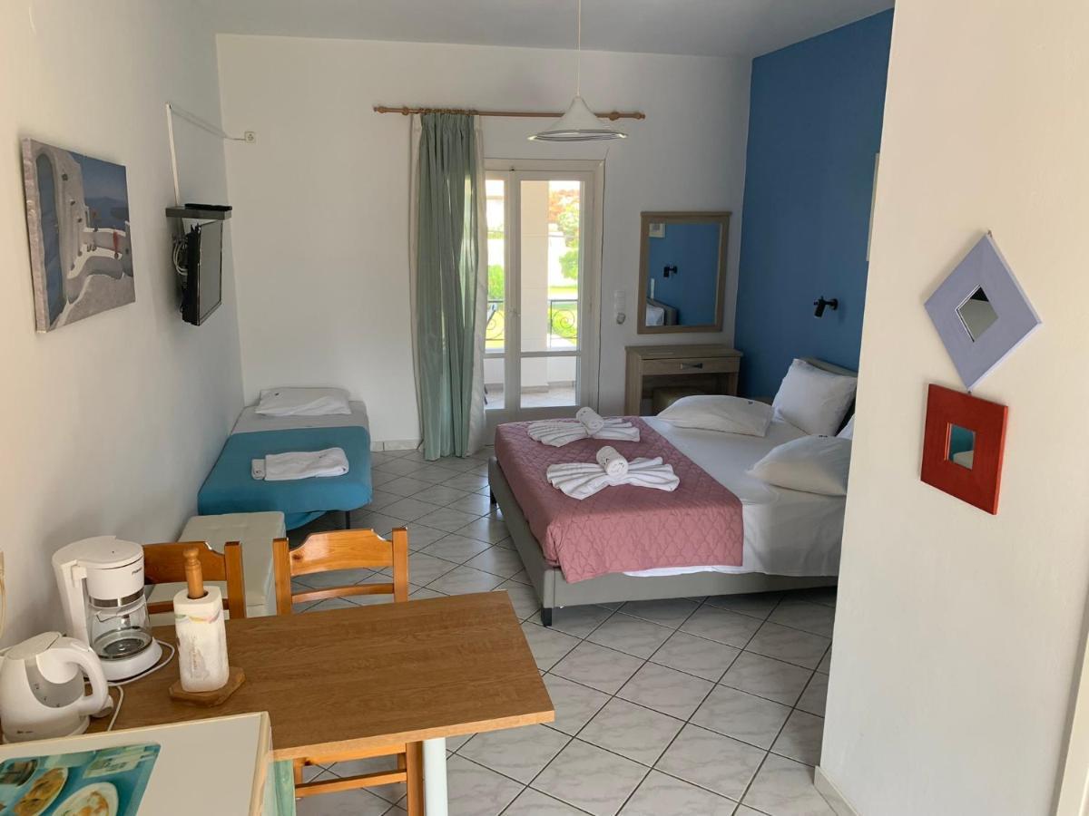 אצ'ארבי Eleftheria Studios And Apartments מראה חיצוני תמונה
