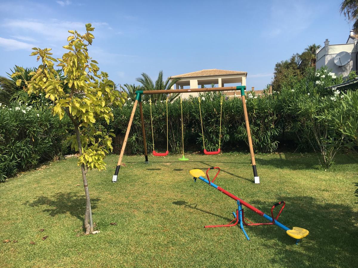 אצ'ארבי Eleftheria Studios And Apartments מראה חיצוני תמונה